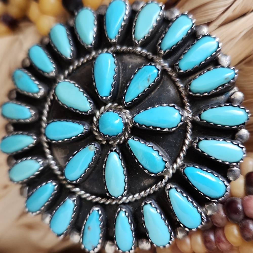 Stunning Vintage Native American Navajo Flower Cluster Turquoise Pin ๐๐ผ - Picture 2 of 10